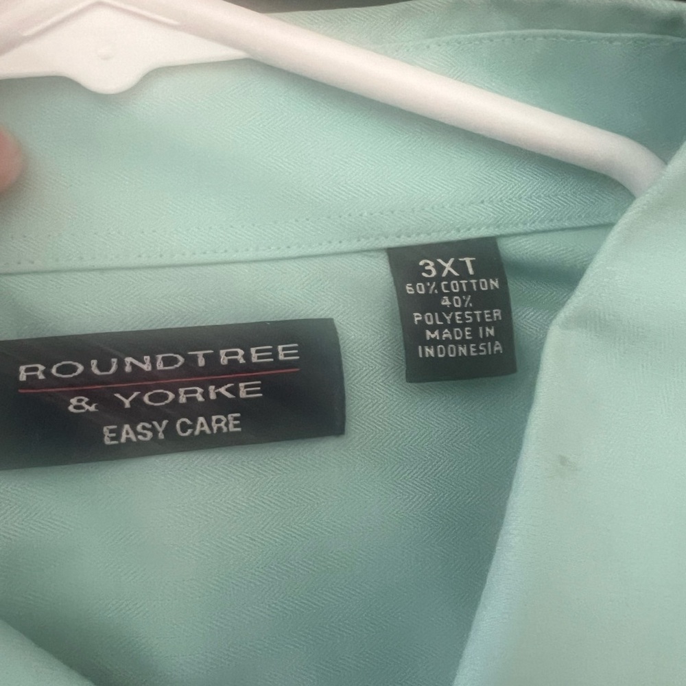 Roundtree & Yorke Light Green Easy Care Shirt